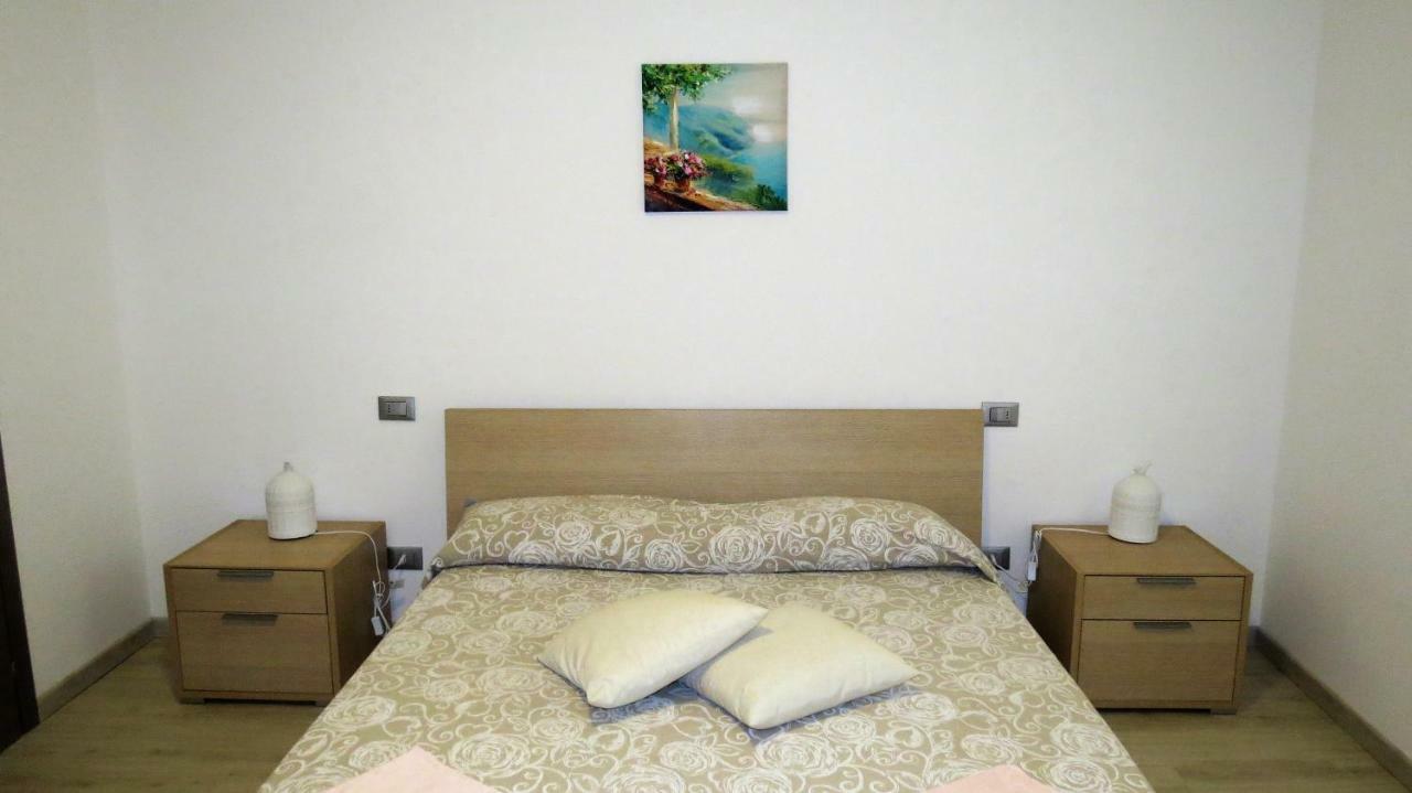 Feel At Home - Casa Alexandra Lovere Kültér fotó