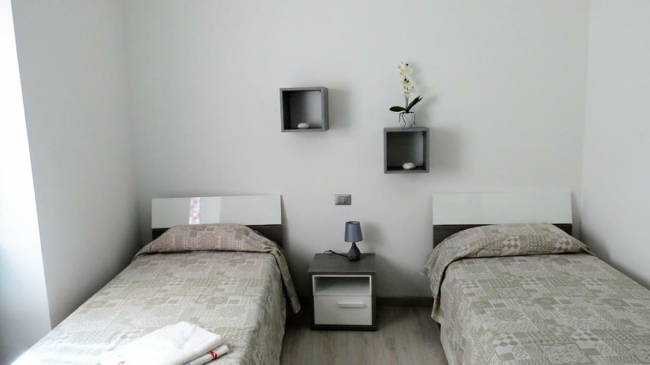 Feel At Home - Casa Alexandra Lovere Kültér fotó